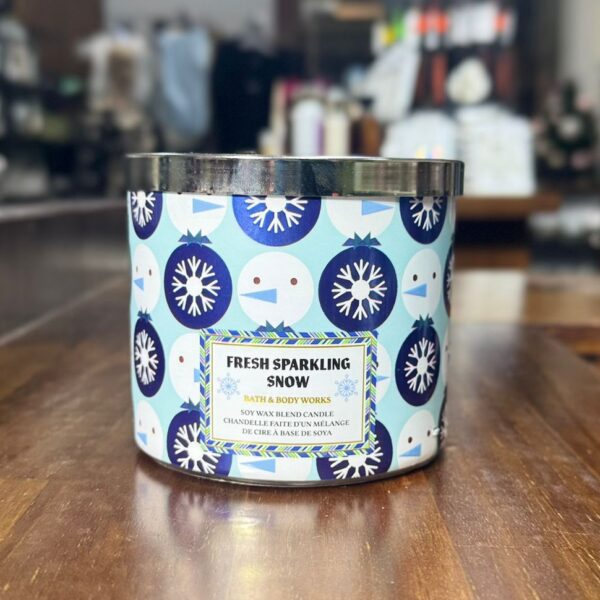 Bath & Body Works Fresh Sparkling Snow 3-Wick Candle